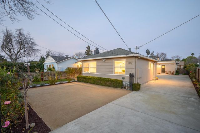 1064 15th Avenue, Redwood City, CA 94063