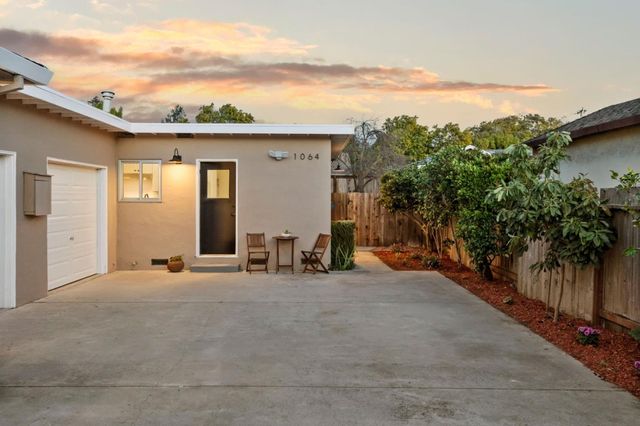 1064 15th Avenue, Redwood City, CA 94063