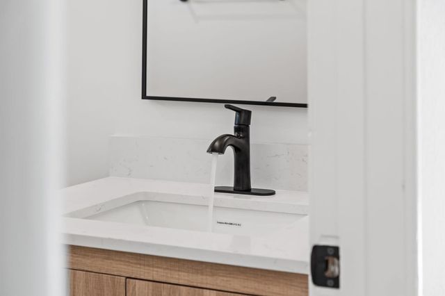 1064 15th Avenue, Redwood City, CA 94063