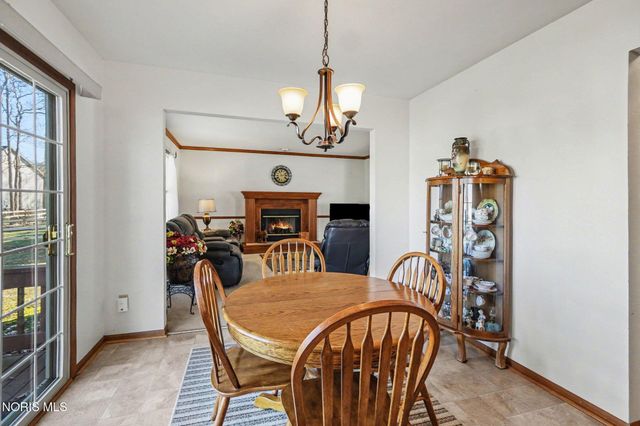 8250 Cherry Blossom Lane, Holland, OH 43528