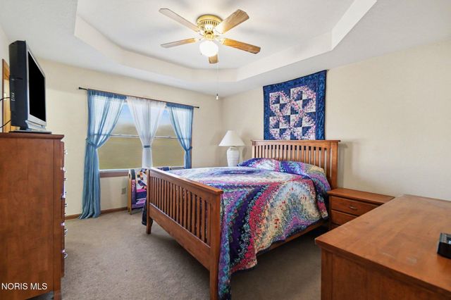 8250 Cherry Blossom Lane, Holland, OH 43528