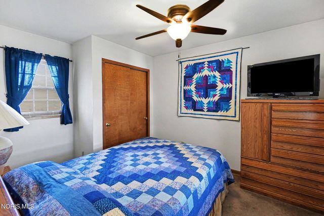 8250 Cherry Blossom Lane, Holland, OH 43528