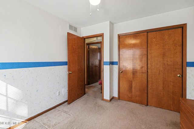 8250 Cherry Blossom Lane, Holland, OH 43528