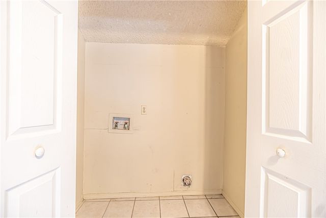 1506 W Janda Drive, Rogers, AR 72758