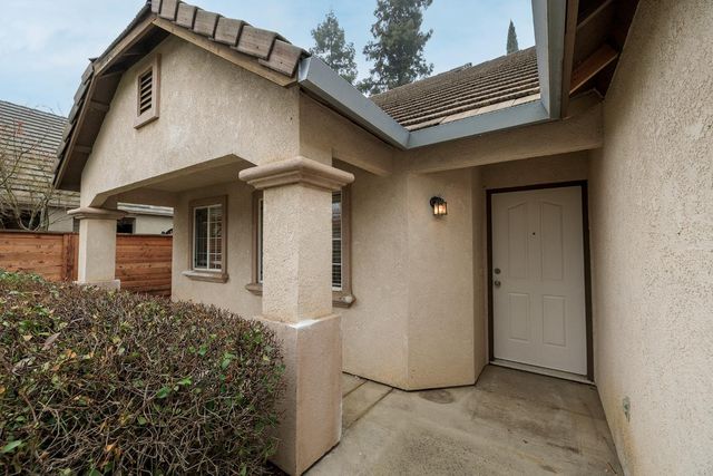 1007 Kirksey Dr, Turlock, CA 95382