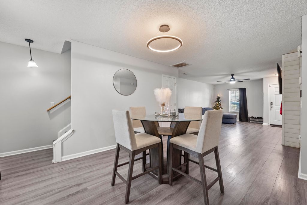 Image 11 of property listing at 118 Destin Street, Summerville, SC 29483