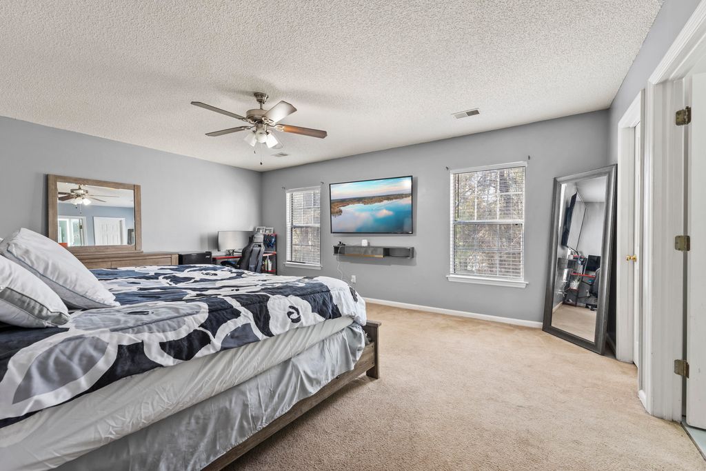 Image 14 of property listing at 118 Destin Street, Summerville, SC 29483