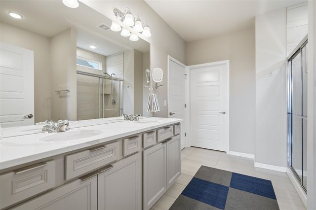 30137 Turtle Creek Circle, New Hudson, MI 48165