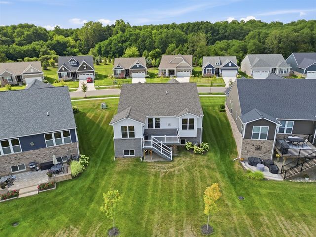 30137 Turtle Creek Circle, New Hudson, MI 48165