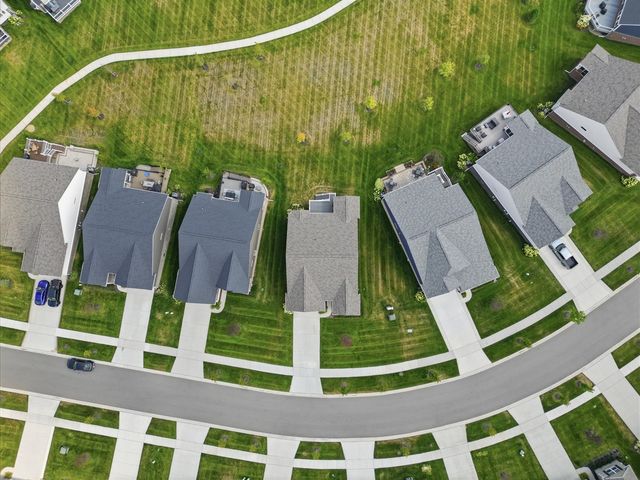 30137 Turtle Creek Circle, New Hudson, MI 48165