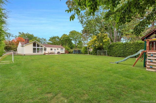 3 Cherrywood Drive, East Northport, NY 11731