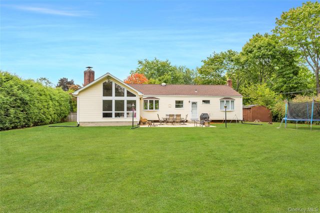 3 Cherrywood Drive, East Northport, NY 11731