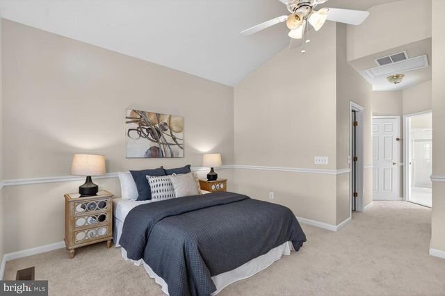 16837 FOUR SEASONS DR, Dumfries, VA 22025