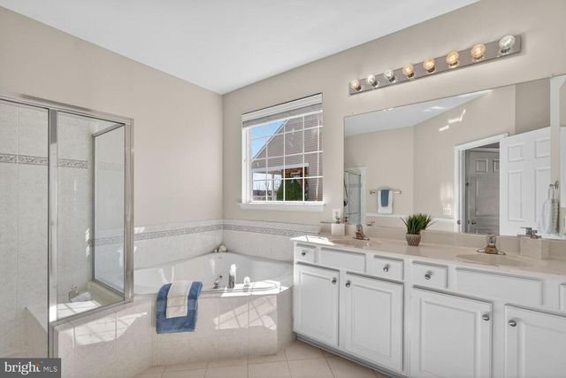 16837 FOUR SEASONS DR, Dumfries, VA 22025