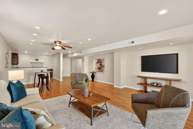 16837 FOUR SEASONS DR, Dumfries, VA 22025