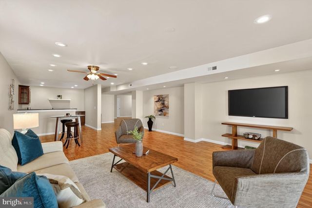 16837 FOUR SEASONS DR, Dumfries, VA 22025