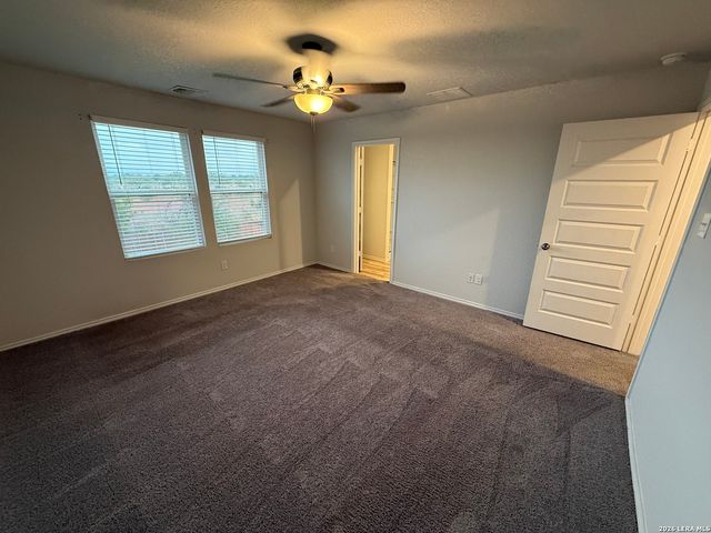 5427 FREDERICK BLF, Von Ormy, TX 78073