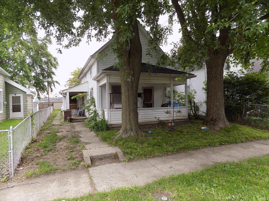 1320 N COURTLAND Avenue, Kokomo, IN 46901