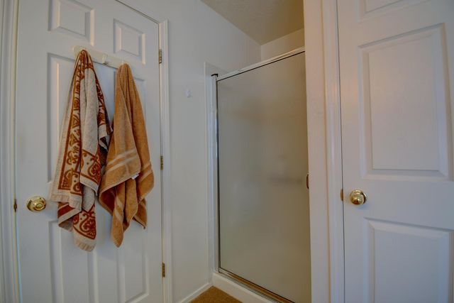 9922 Wind Cave Drive NW, Albuquerque, NM 87114