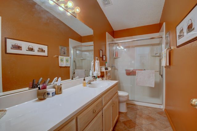 9922 Wind Cave Drive NW, Albuquerque, NM 87114