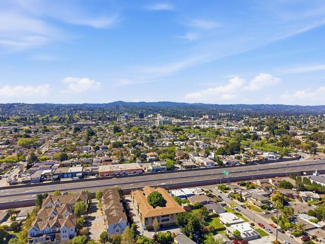 711 S Bayshore Boulevard 6, San Mateo, CA 94401