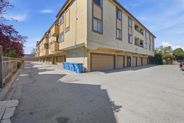 711 S Bayshore Boulevard 6, San Mateo, CA 94401