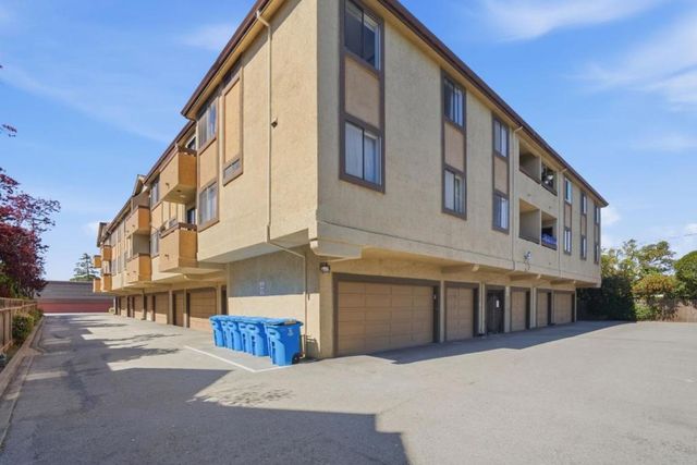 711 S Bayshore Boulevard 6, San Mateo, CA 94401