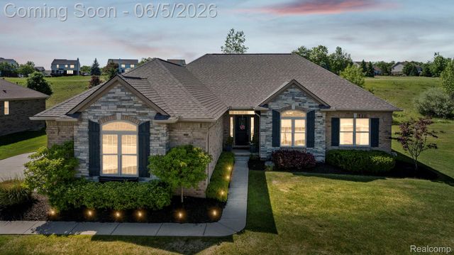 672 Brooks Lane, Oxford Charter Township, MI 48371