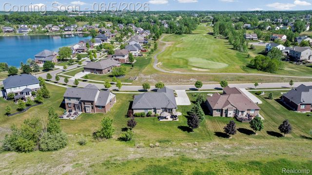672 Brooks Lane, Oxford Charter Township, MI 48371