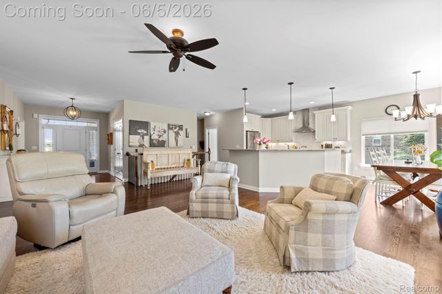 672 Brooks Lane, Oxford Charter Township, MI 48371
