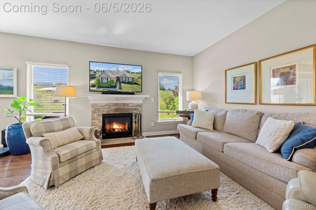 672 Brooks Lane, Oxford Charter Township, MI 48371