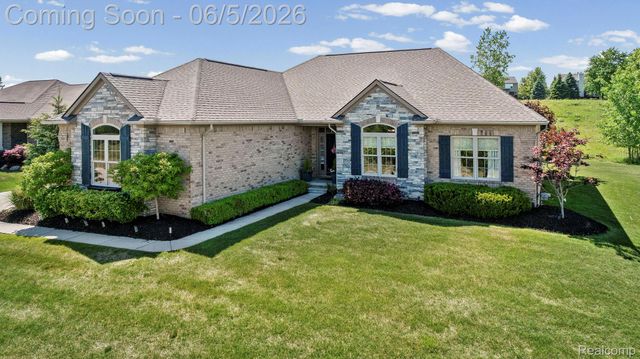 672 Brooks Lane, Oxford Charter Township, MI 48371