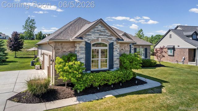 672 Brooks Lane, Oxford Charter Township, MI 48371