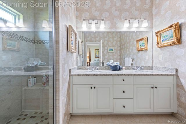 672 Brooks Lane, Oxford Charter Township, MI 48371