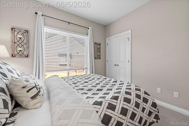 672 Brooks Lane, Oxford Charter Township, MI 48371