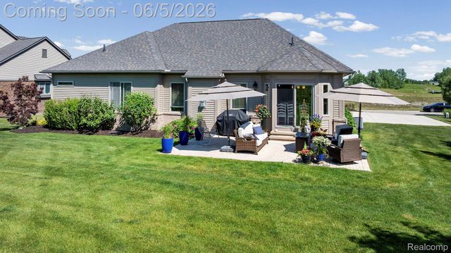 672 Brooks Lane, Oxford Charter Township, MI 48371