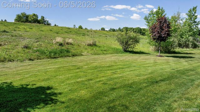 672 Brooks Lane, Oxford Charter Township, MI 48371