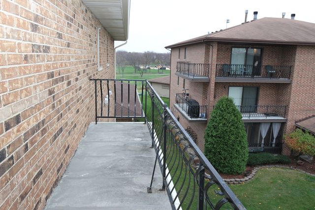 16749 Paxton Avenue 3S, Tinley Park, IL 60477
