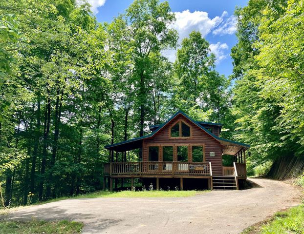 107 Getaways Road, Stanton, KY 40380