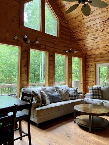 107 Getaways Road, Stanton, KY 40380
