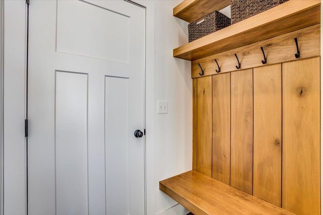 5915 N St. Paul Ct., Wichita, KS 67204