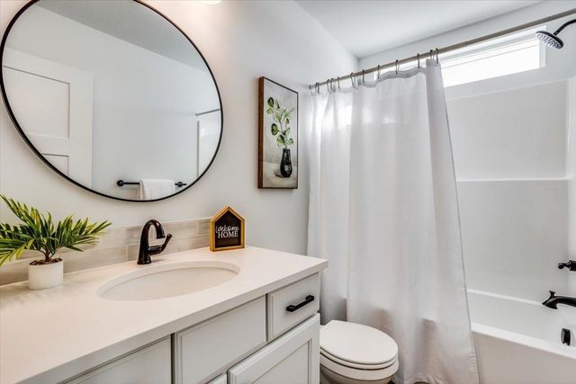 5915 N St. Paul Ct., Wichita, KS 67204