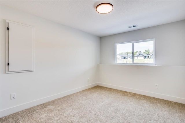 5915 N St. Paul Ct., Wichita, KS 67204