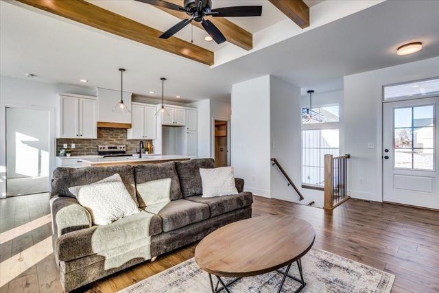 5915 N St. Paul Ct., Wichita, KS 67204