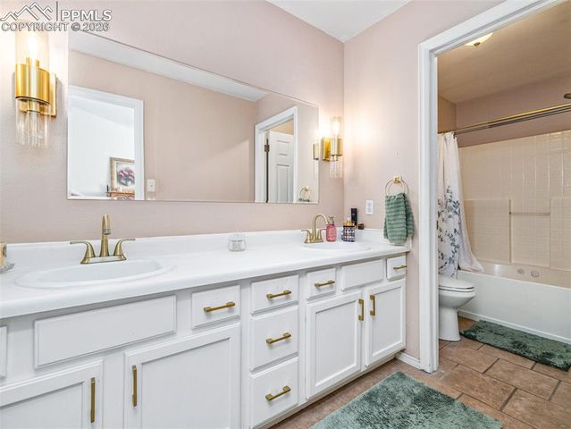 473 W Archer Drive, Pueblo West, CO 81007