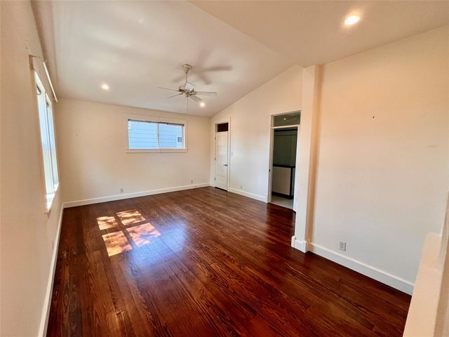 2209 E 18th ST A, Austin, TX 78702