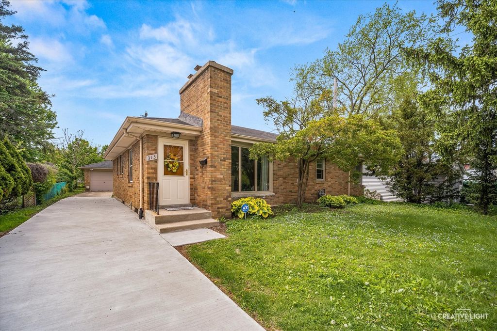 313 E Morningside Avenue, Lombard, IL 60148