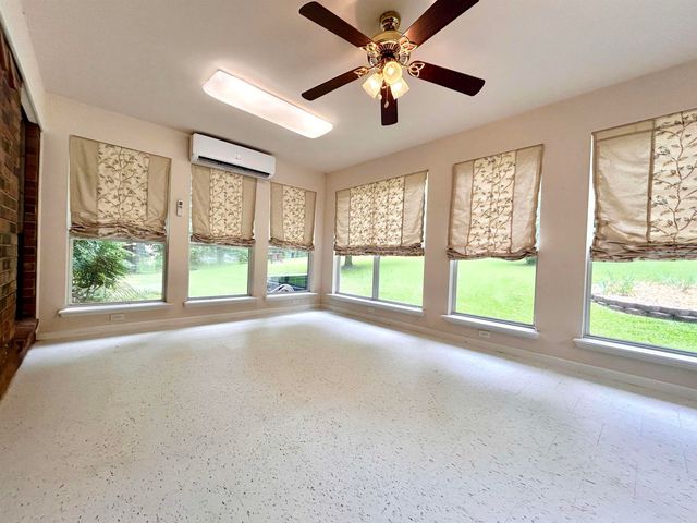 2702 WOODVALE Lane, Benton, AR 72015
