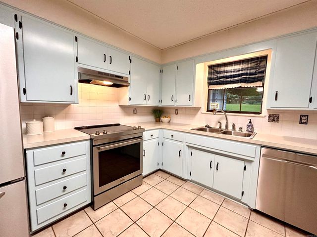 2702 WOODVALE Lane, Benton, AR 72015