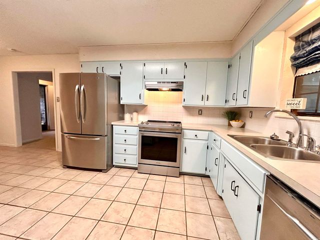 2702 WOODVALE Lane, Benton, AR 72015